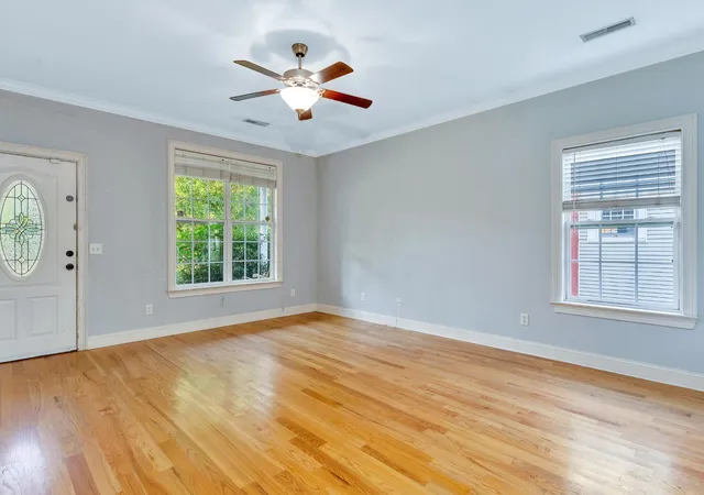 Photo 3 of Single family home for sale at 1710 Bennett Ave, Chattanooga, TN 37404 | MLS# 3298196 | Listing updated on 2026-09-11