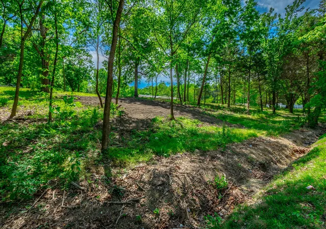 Photo 3 of Single family home for sale at 8840 Igou Gap Rd, Chattanooga, TN 37421 | MLS# 3298190 | Listing updated on 2026-09-11