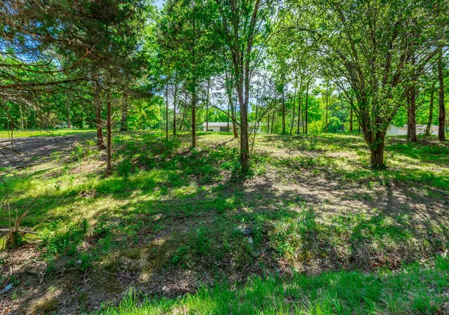 Photo 4 of Single family home for sale at 8840 Igou Gap Rd, Chattanooga, TN 37421 | MLS# 3298190 | Listing updated on 2026-09-11