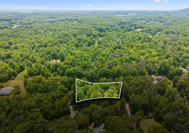 Photo 3 of Single family home for sale at 308 Coleman Road, Soddy Daisy, TN 37379 | MLS# 3519421 | Listing updated on 2026-09-11