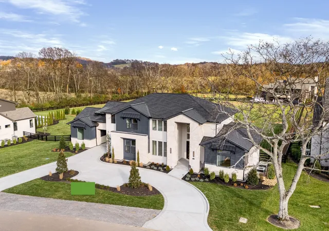 Photo 1 of Single family home for sale at 1764 Dean Rd, Thompsons Station, TN 37179 | MLS# 3186649 | Listing updated on 2026-10-25