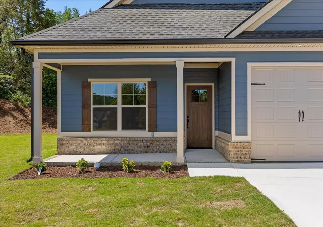 Photo 3 of Single family home for sale at 631 Willow Grv Ct, Ringgold, GA 30736 | MLS# 3186909 | Listing updated on 2026-09-11