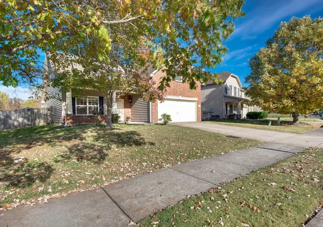Photo 2 of Single family home for sale at 7301 Autumn Xing Way, Brentwood, TN 37027 | MLS# 3548111 | Listing updated on 2026-09-14