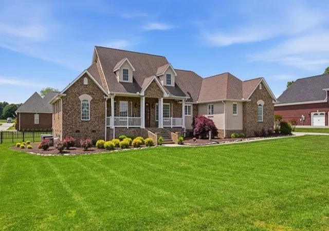 Photo 2 of Single family home for sale at 102 Highpoint Blvd, Tullahoma, TN 37388 | MLS# 3213701 | Listing updated on 2026-09-21