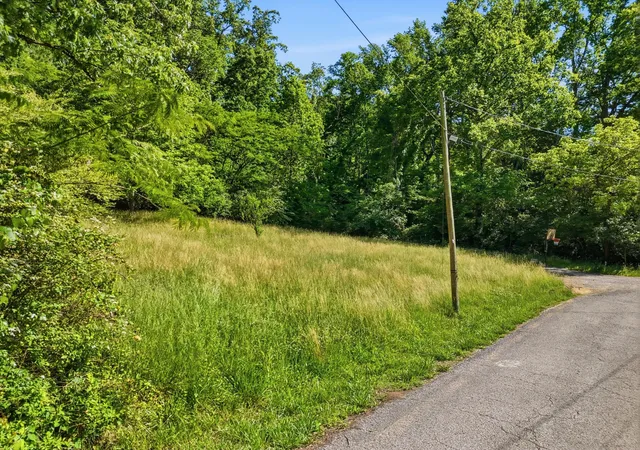 Photo 3 of Land for sale at 3190 Plaza Cir, Chattanooga, TN 37419 | MLS# 3512788 | Listing updated on 2026-09-15