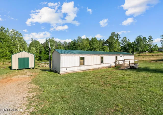 Photo 2 of Manufactured home for sale at 390 Sparkmantown Rd, Rock Island, TN 38581 | MLS# 3190712 | Listing updated on 2026-09-11