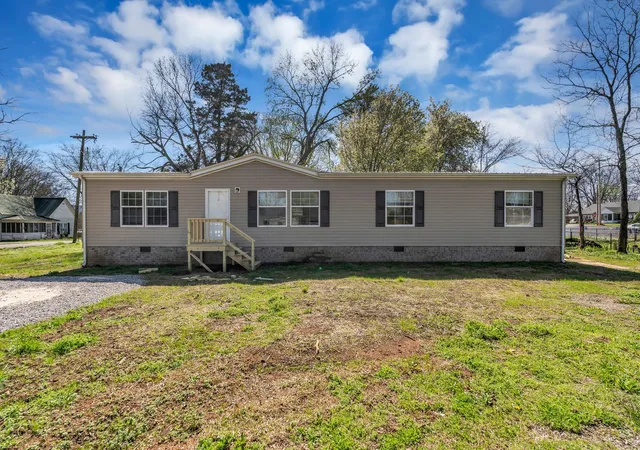 Photo 1 of Manufactured home for sale at 201 England St W, Cowan, TN 37318 | MLS# 3191614 | Listing updated on 2026-09-09
