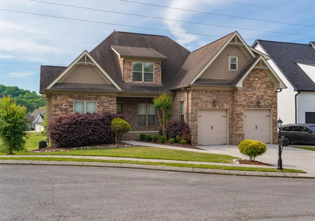 Photo 2 of Single family home for sale at 10676 Adlar Ct, Apison, TN 37302 | MLS# 3191322 | Listing updated on 2026-09-11