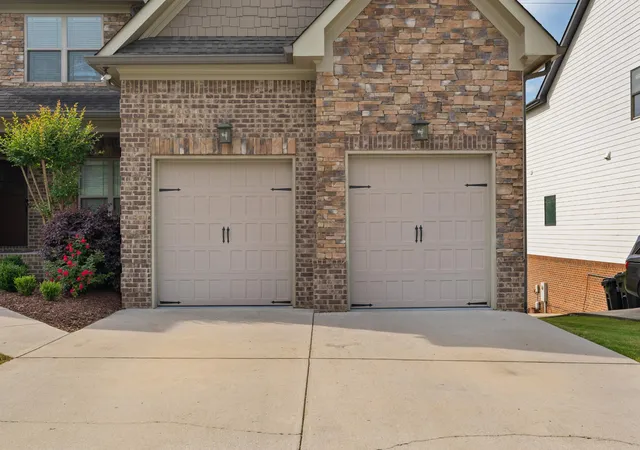 Photo 3 of Single family home for sale at 10676 Adlar Ct, Apison, TN 37302 | MLS# 3191322 | Listing updated on 2026-09-11