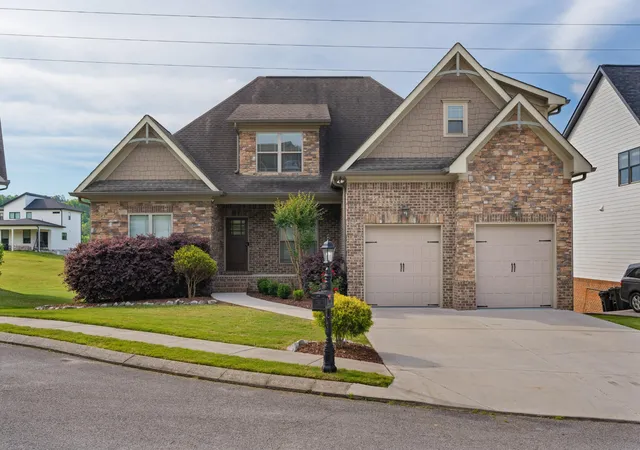 Photo 4 of Single family home for sale at 10676 Adlar Ct, Apison, TN 37302 | MLS# 3191322 | Listing updated on 2026-09-11