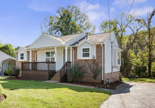 Photo 2 of Single family home for sale at 565 Michele Dr, Antioch, TN 37013 | MLS# 3191381 | Listing updated on 2026-09-11