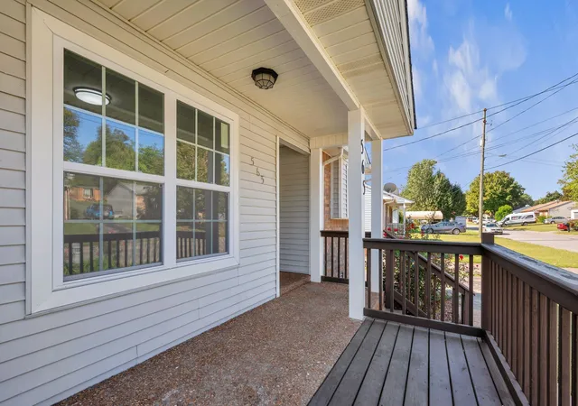 Photo 4 of Single family home for sale at 565 Michele Dr, Antioch, TN 37013 | MLS# 3191381 | Listing updated on 2026-09-11