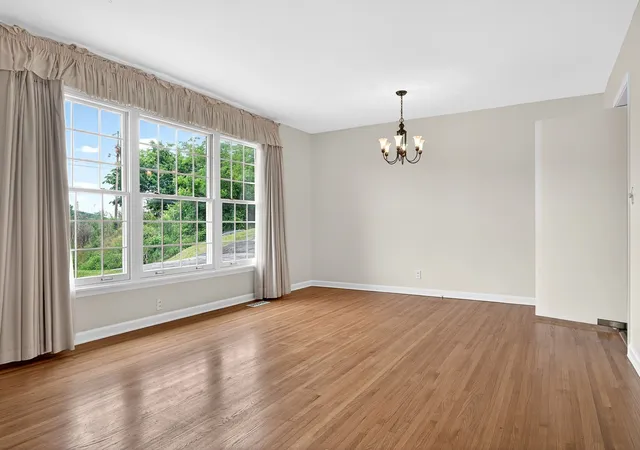 Photo 4 of Single family home for sale at 140 Short St, Liberty, TN 37095 | MLS# 3193722 | Listing updated on 2026-09-28