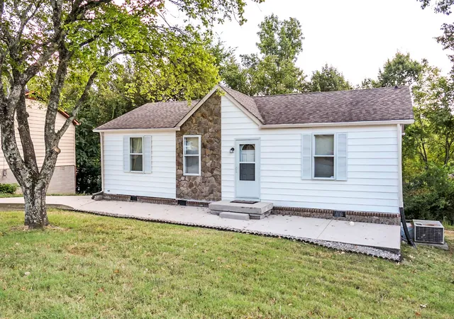 Photo 2 of Single family home for sale at 224 Flora Maxwell Rd, Nashville, TN 37211 | MLS# 3547959 | Listing updated on 2026-09-15