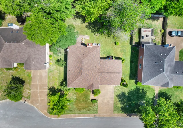 Photo 4 of Single family home for sale at 304 Harpeth View Cir, Nashville, TN 37221 | MLS# 3204410 | Listing updated on 2026-09-15