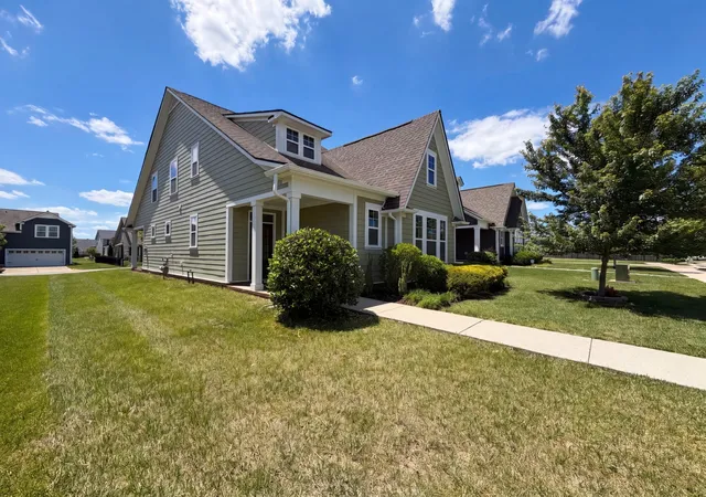 Photo 2 of Single family home for sale at 766 Ewell Farm Dr, Spring Hill, TN 37174 | MLS# 3205612 | Listing updated on 2026-09-08