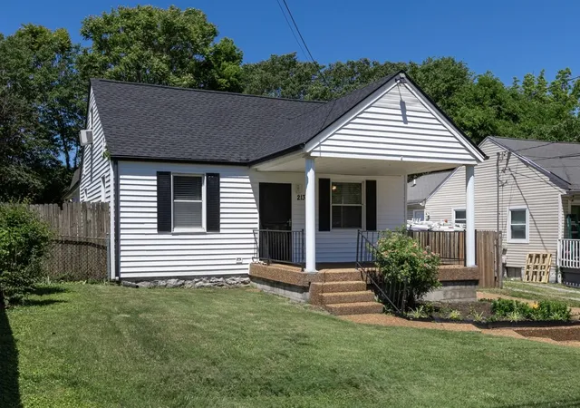 Photo 4 of Single family home for sale at 2133 Rosemary Ln, Nashville, TN 37210 | MLS# 3208567 | Listing updated on 2026-09-15