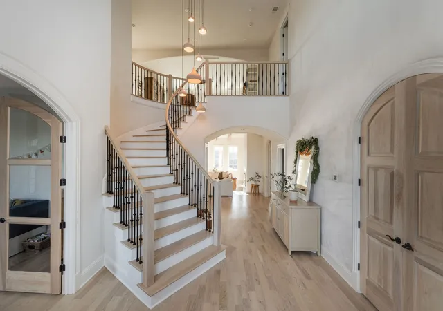 Photo 2 of Sale Pending at 3239 Kinnard Springs Rd, Franklin, TN 37064 | MLS# 3530957 | Listing updated on 2026-10-04