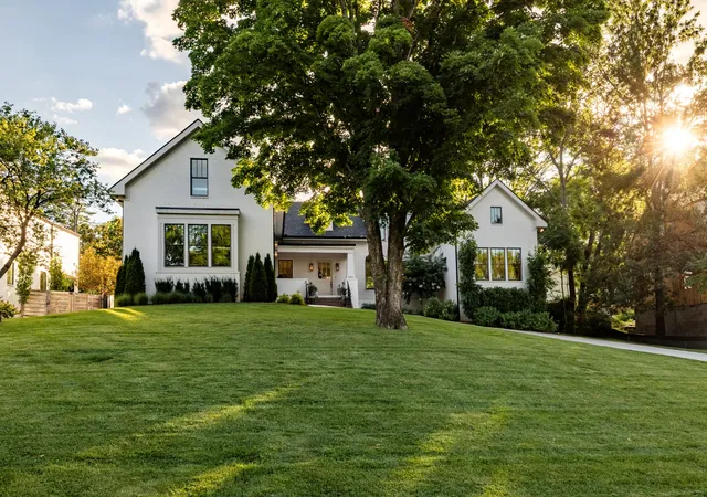 Photo 3 of Sale Pending at 3601 Rainbow Pl, Nashville, TN 37204 | MLS# 3205984 | Listing updated on 2026-09-25