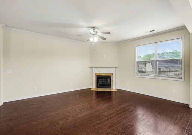 Photo 3 of Single family home for sale at 5000 Kendrick Dr, Spring Hill, TN 37174 | MLS# 3208090 | Listing updated on 2026-09-10