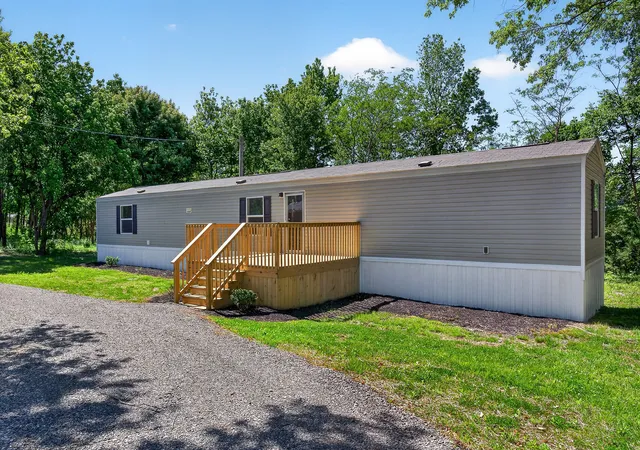 Photo 1 of Manufactured home for sale at 8380 Chaffin Rd, Baxter, TN 38544 | MLS# 3208078 | Listing updated on 2026-09-11