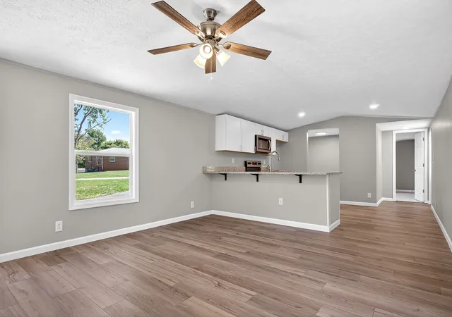 Photo 3 of Manufactured home for sale at 8380 Chaffin Rd, Baxter, TN 38544 | MLS# 3208078 | Listing updated on 2026-09-11