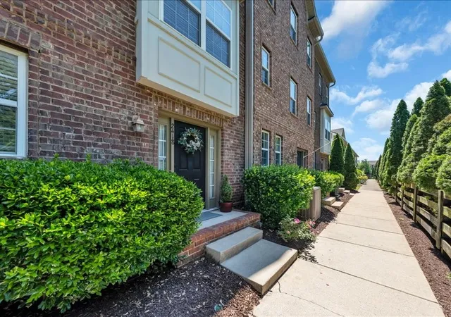 Photo 3 of Townhouse for sale at 2418 Anson Ln, Nashville, TN 37211 | MLS# 3208265 | Listing updated on 2026-09-14