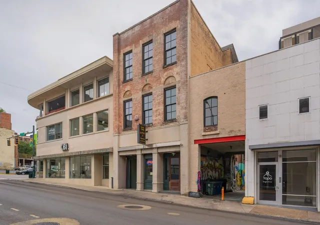 Photo 2 of Luxury condo for sale at 14 East 7th St, Chattanooga, TN 37402 | MLS# 3208236 | Listing updated on 2026-09-11