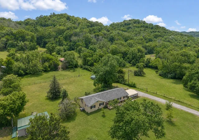 Photo 1 of Single family home for sale at 5324 Tidwell Holw Rd, Nashville, TN 37218 | MLS# 3220850 | Listing updated on 2026-09-15