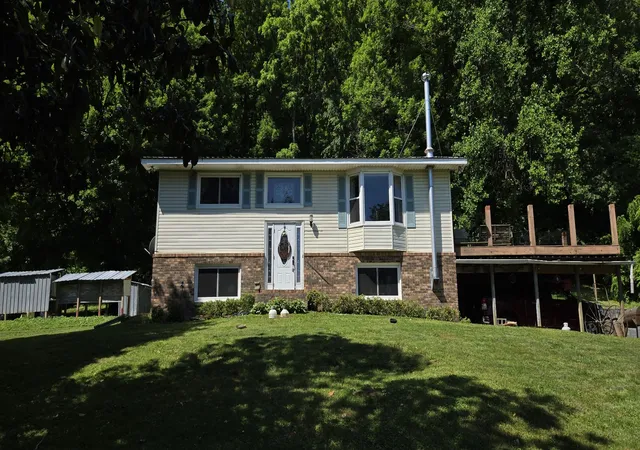 Photo 2 of Single family home for sale at 638 Mimosa Rd, Fayetteville, TN 37334 | MLS# 3213425 | Listing updated on 2026-09-13