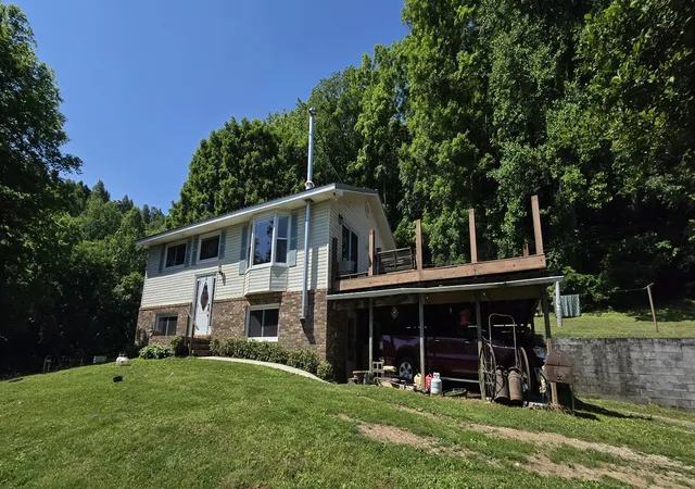 Photo 3 of Single family home for sale at 638 Mimosa Rd, Fayetteville, TN 37334 | MLS# 3213425 | Listing updated on 2026-09-13