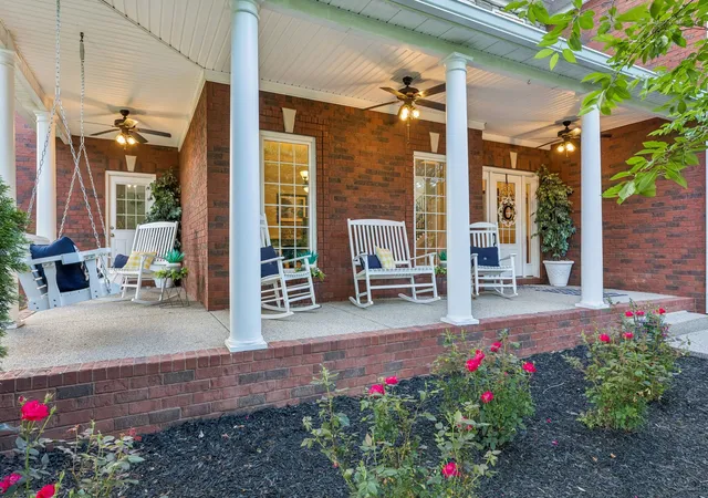 Photo 4 of Single family home for sale at 1189 Mccoury Ln, Spring Hill, TN 37174 | MLS# 3216808 | Listing updated on 2026-09-14