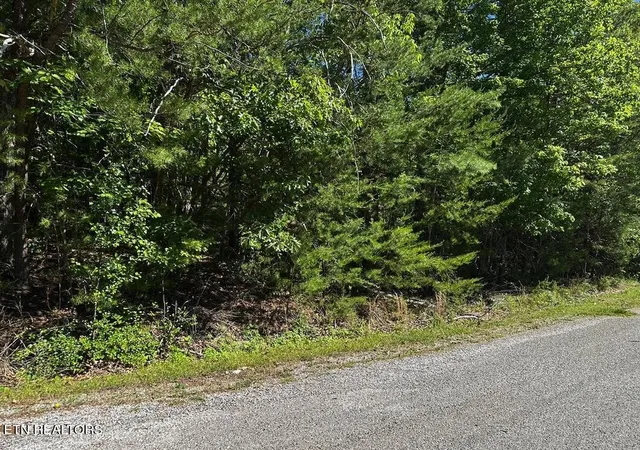 Photo 1 of Land for sale at 16 Norwood Pl, Crossville, TN 38558 | MLS# 3304605 | Listing updated on 2026-09-11