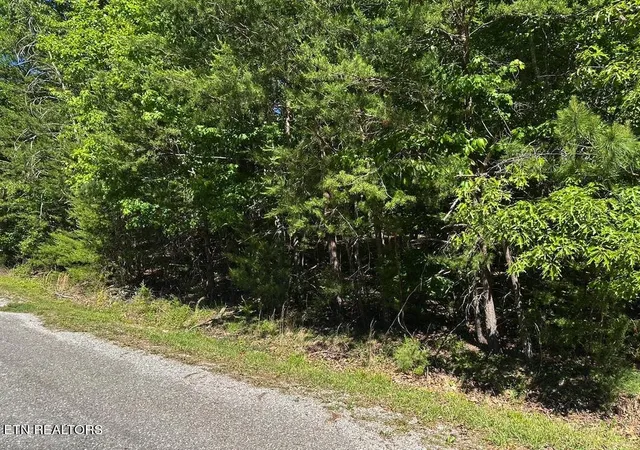 Photo 2 of Land for sale at 16 Norwood Pl, Crossville, TN 38558 | MLS# 3304605 | Listing updated on 2026-09-11