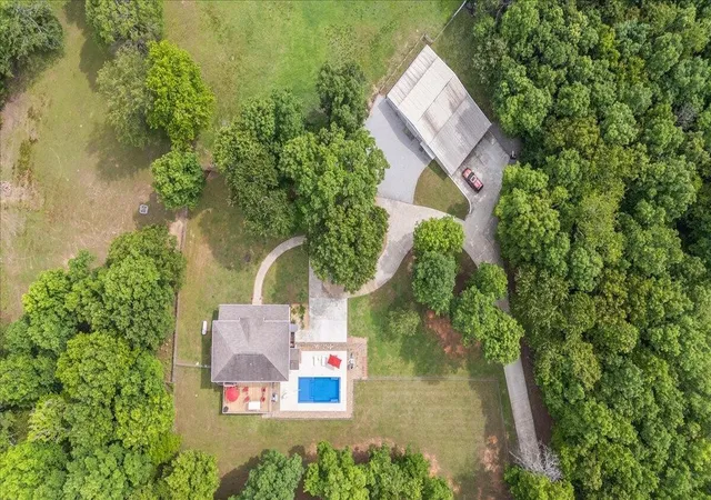 Photo 3 of Single family home for sale at 6218 Hidden Hl Rd, Harrison, TN 37341 | MLS# 3255938 | Listing updated on 2026-09-11