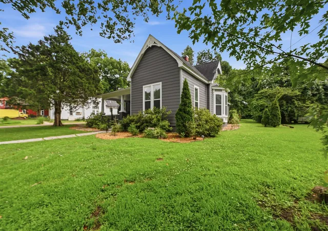 Photo 2 of Single family home for sale at 113 White St, Martin, TN 38237 | MLS# 3217542 | Listing updated on 2026-09-21