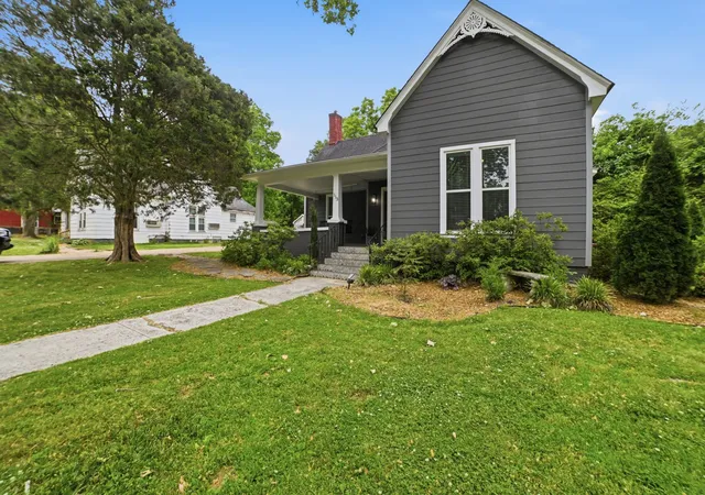 Photo 3 of Single family home for sale at 113 White St, Martin, TN 38237 | MLS# 3217542 | Listing updated on 2026-09-21