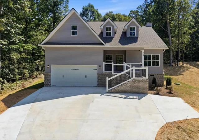 Photo 4 of Single family home for sale at 220 Hollow Rd NE, Cleveland, TN 37323 | MLS# 3214400 | Listing updated on 2026-09-11