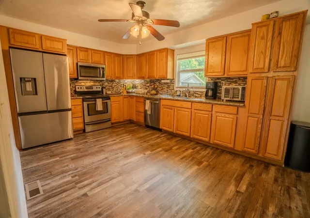 Photo 3 of Sale Pending at 8150 Suckstem Branch Rd, Lawrenceburg, TN 38464 | MLS# 3215868 | Listing updated on 2026-09-11