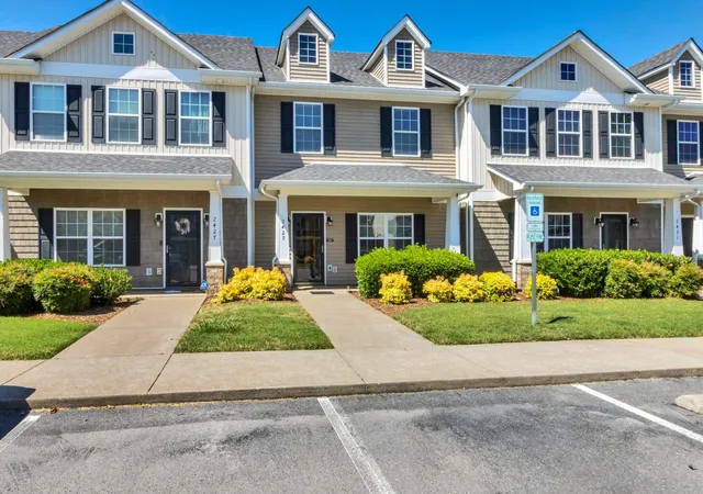 Photo 2 of Townhouse for sale at 2429 New Holland Cir, Murfreesboro, TN 37128 | MLS# 3215561 | Listing updated on 2026-10-08