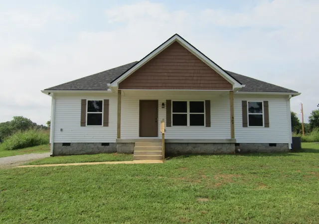 Photo 2 of Single family home for sale at 460 Crescent Factory Rd, Lawrenceburg, TN 38464 | MLS# 3215482 | Listing updated on 2026-09-15