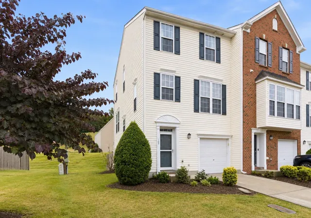 Photo 1 of Townhouse for sale at 7277 Charlotte Pike #109, Nashville, TN 37209 | MLS# 3215545 | Listing updated on 2026-09-15