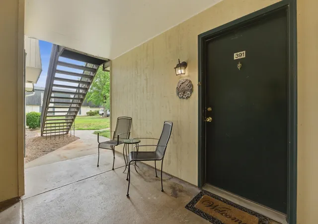 Photo 4 of Condo for sale at 900 Mountain Crk Rd #T391, Chattanooga, TN 37405 | MLS# 3298172 | Listing updated on 2026-09-11