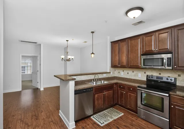 Photo 4 of Condo for sale at 4846 Bevendean Dr #11, Nashville, TN 37211 | MLS# 3228937 | Listing updated on 2026-09-14