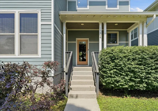 Photo 4 of Single family home for sale at 1204 North 8th St, Nashville, TN 37207 | MLS# 3221620 | Listing updated on 2026-09-15