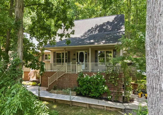 Photo 2 of Single family home for sale at 2013 Laurel Springs Dr Nw, Cleveland, TN 37311 | MLS# 3217142 | Listing updated on 2026-09-11