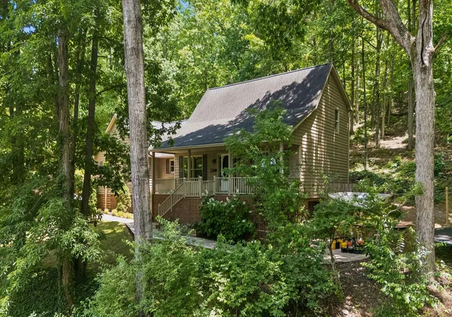 Photo 3 of Single family home for sale at 2013 Laurel Springs Dr Nw, Cleveland, TN 37311 | MLS# 3217142 | Listing updated on 2026-09-11