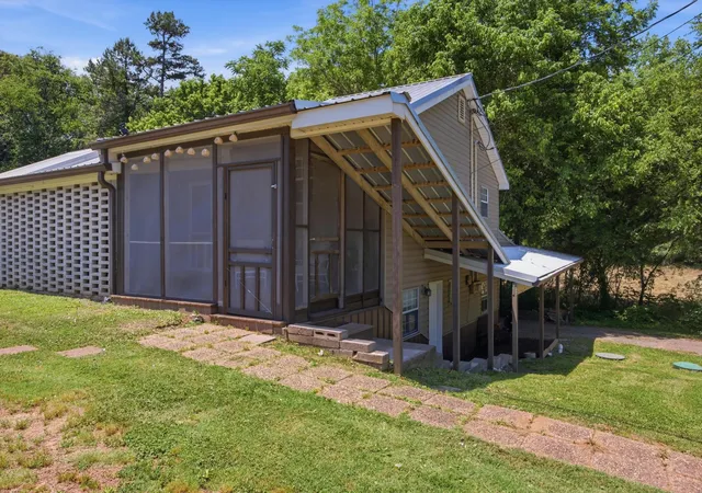 Photo 4 of Single family home for sale at 4881 Cleveland Hwy, Cohutta, GA 30710 | MLS# 3217152 | Listing updated on 2026-09-11