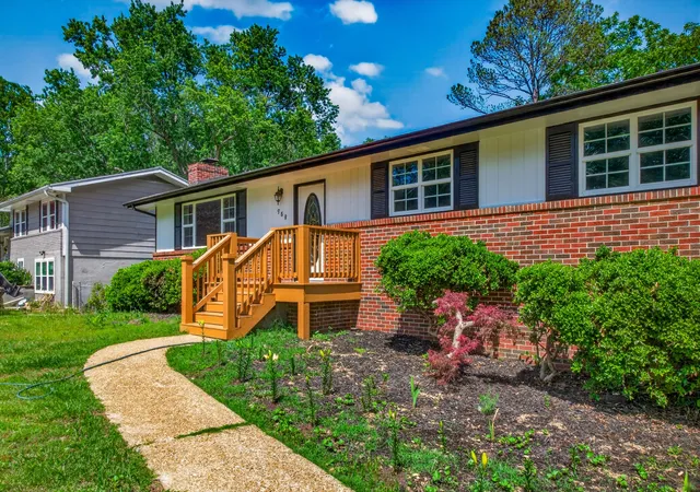 Photo 3 of Single family home for sale at 968 West Cir Dr, Rossville, GA 30741 | MLS# 3217188 | Listing updated on 2026-09-11