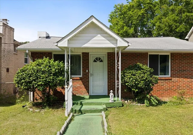 Photo 2 of Single family home for sale at 6113 Fisk Ave, Chattanooga, TN 37421 | MLS# 3281339 | Listing updated on 2026-09-11